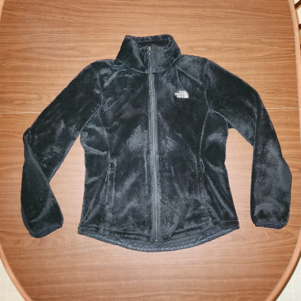 The North Face women's Osito jacket, aka Teddy Bear coat.